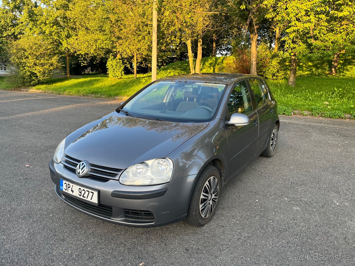 VW Golf 5 1.6