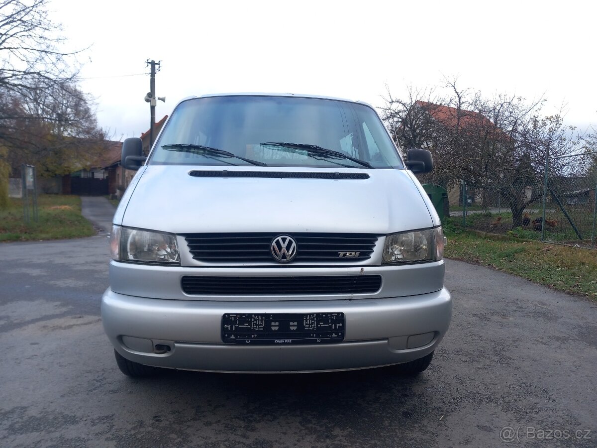 VW Transporter T4 2.5TDI 75KW 10/2003 Poslední kousek