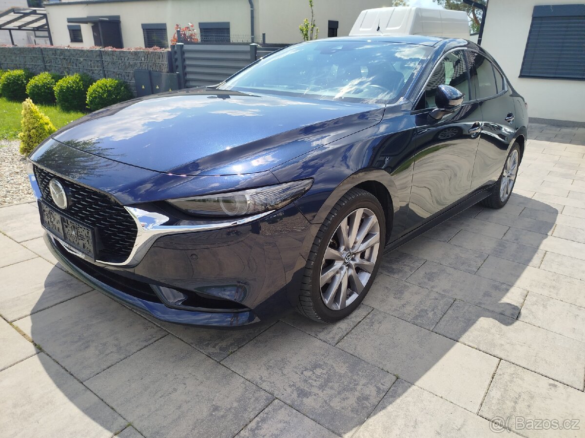 Mazda 3 Comfort+ 2,0 90 kw-Top stav, servis Mazda, 1 maj.
