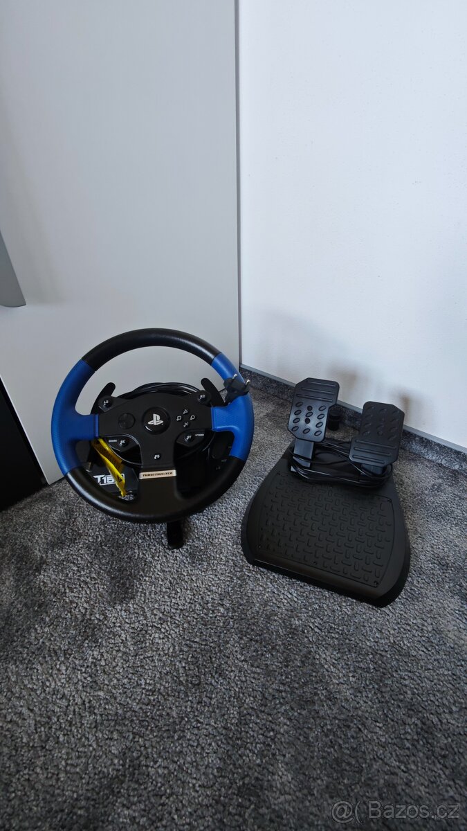 Volant Thrustmaster 150