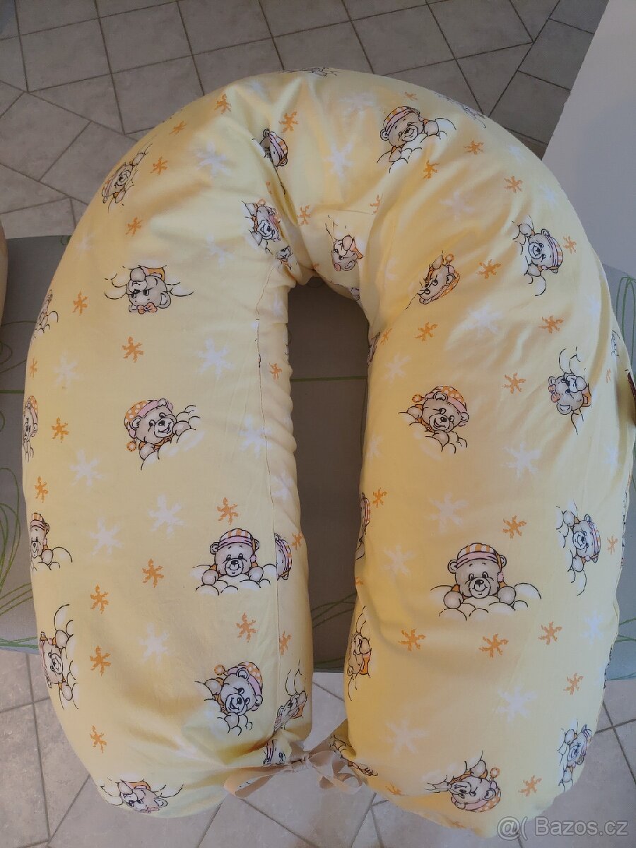 2x kojící polštář