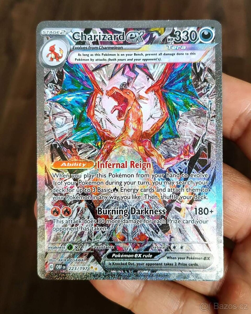 Charizard Pokémon Karta
