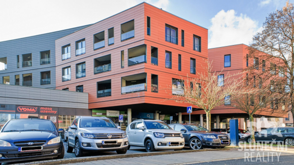 Pronájem bytu 2+kk s terasou, 76 m², Uherské Hradiště - cent