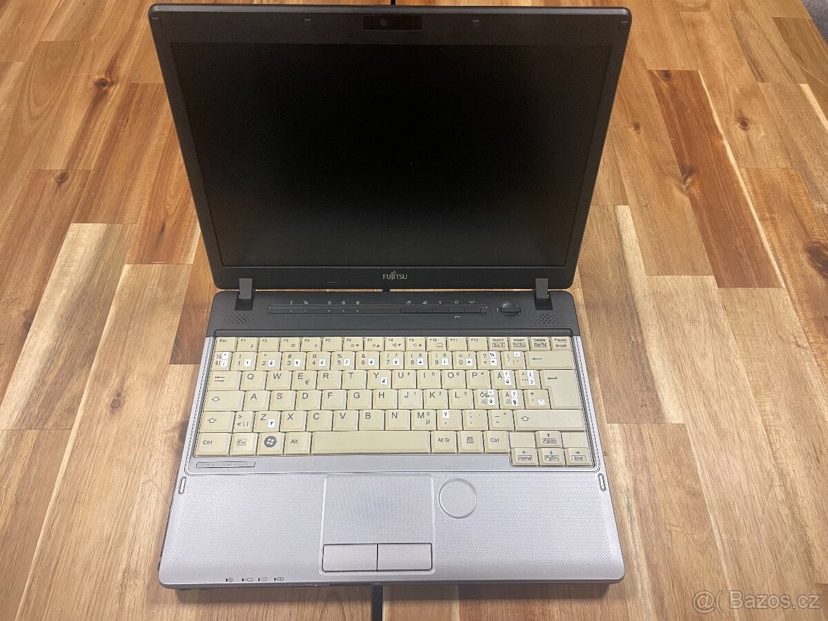 Fujitsu LifeBook P771