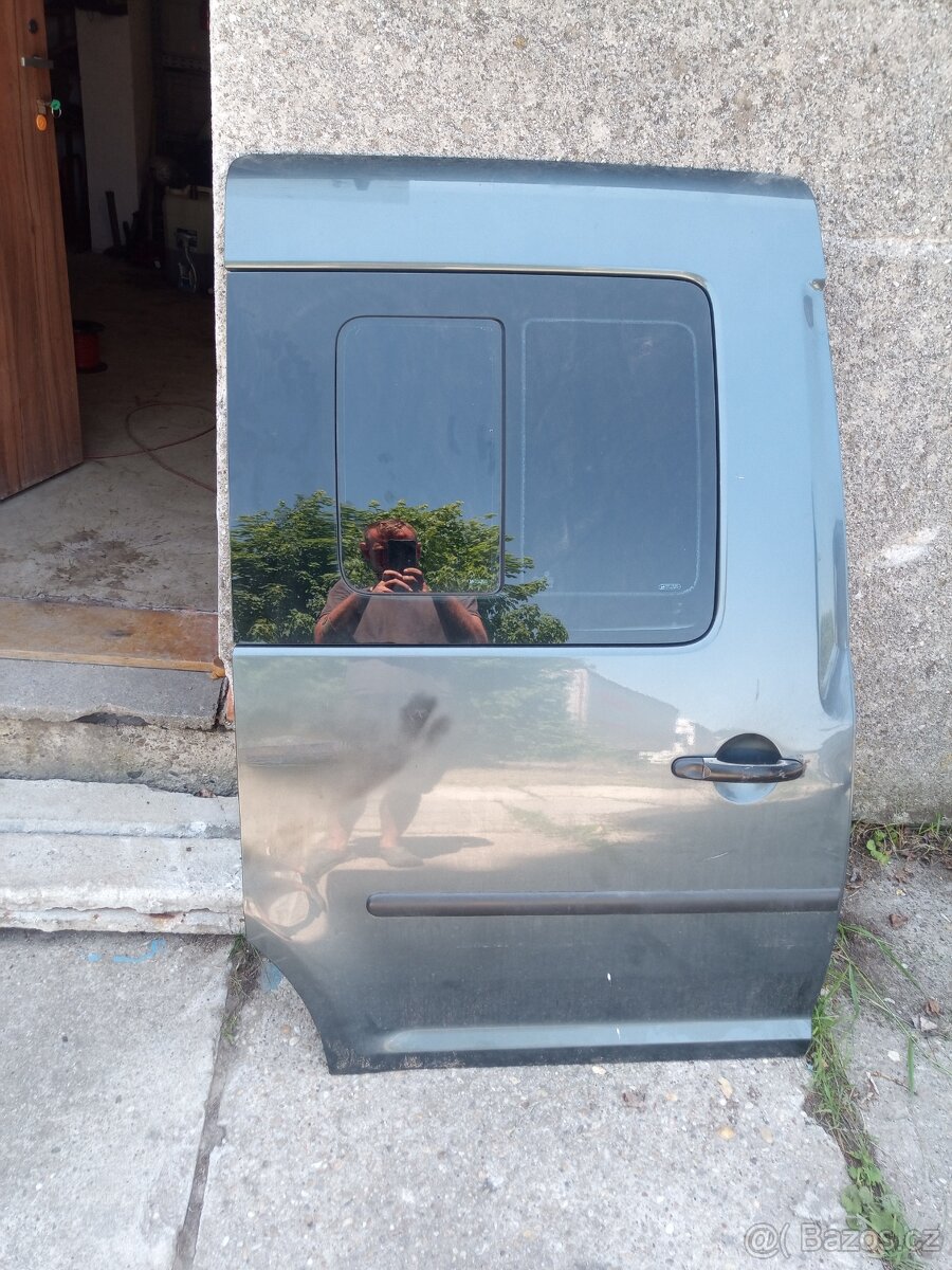 Prodám boční dveře VW Caddy
