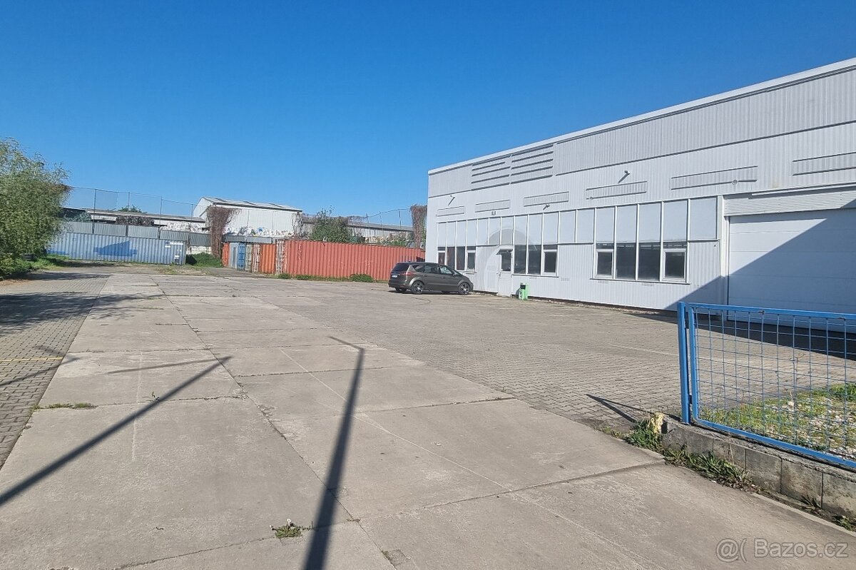 Dílna 400 m2 s parkovací plochou 2000 m2
