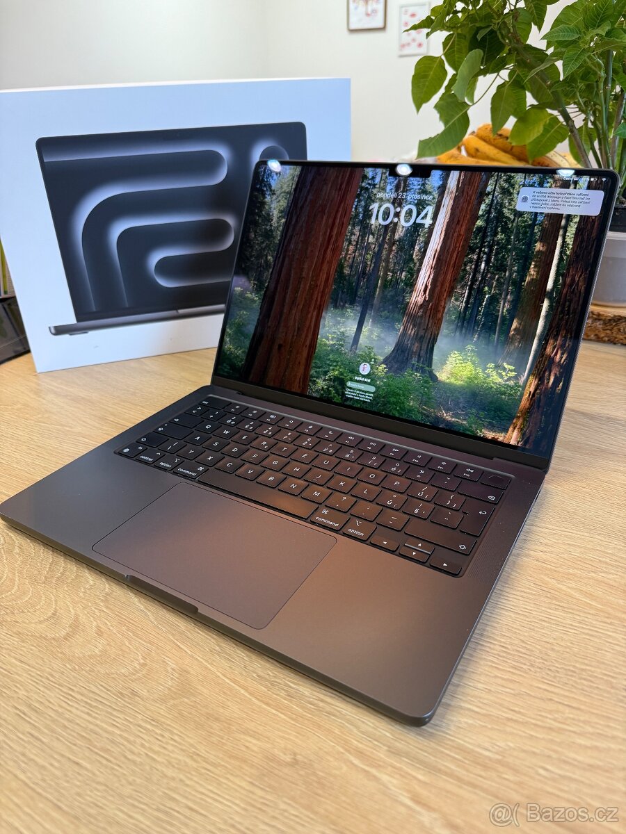 Apple MacBook Pro 14 černý M3 Pro 18GB RAM 1TB SSD