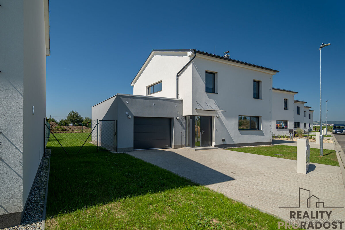 Pronájem RD 4+kk, 183 m2, pozemek 507 m2, garáž, Moravičany
