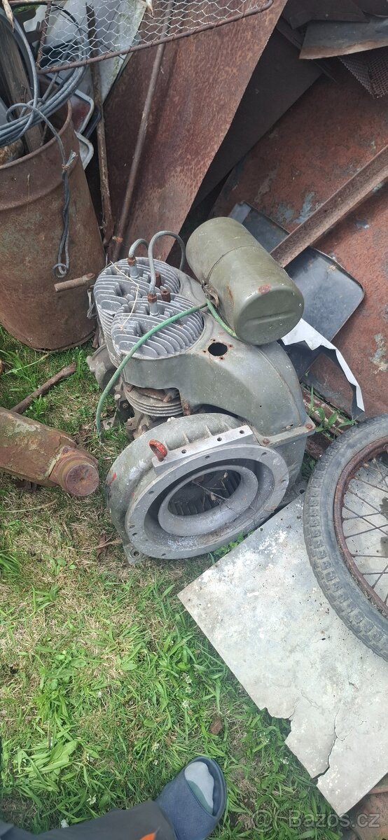 Prodám motor 7B831 - 10 HP, 688 ccm (1966)