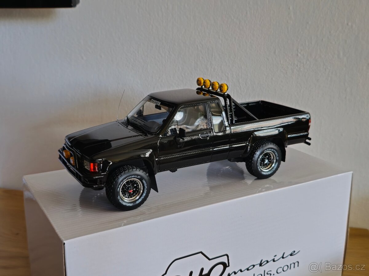 Toyota Hilux McFly 1:18 Ottomobile