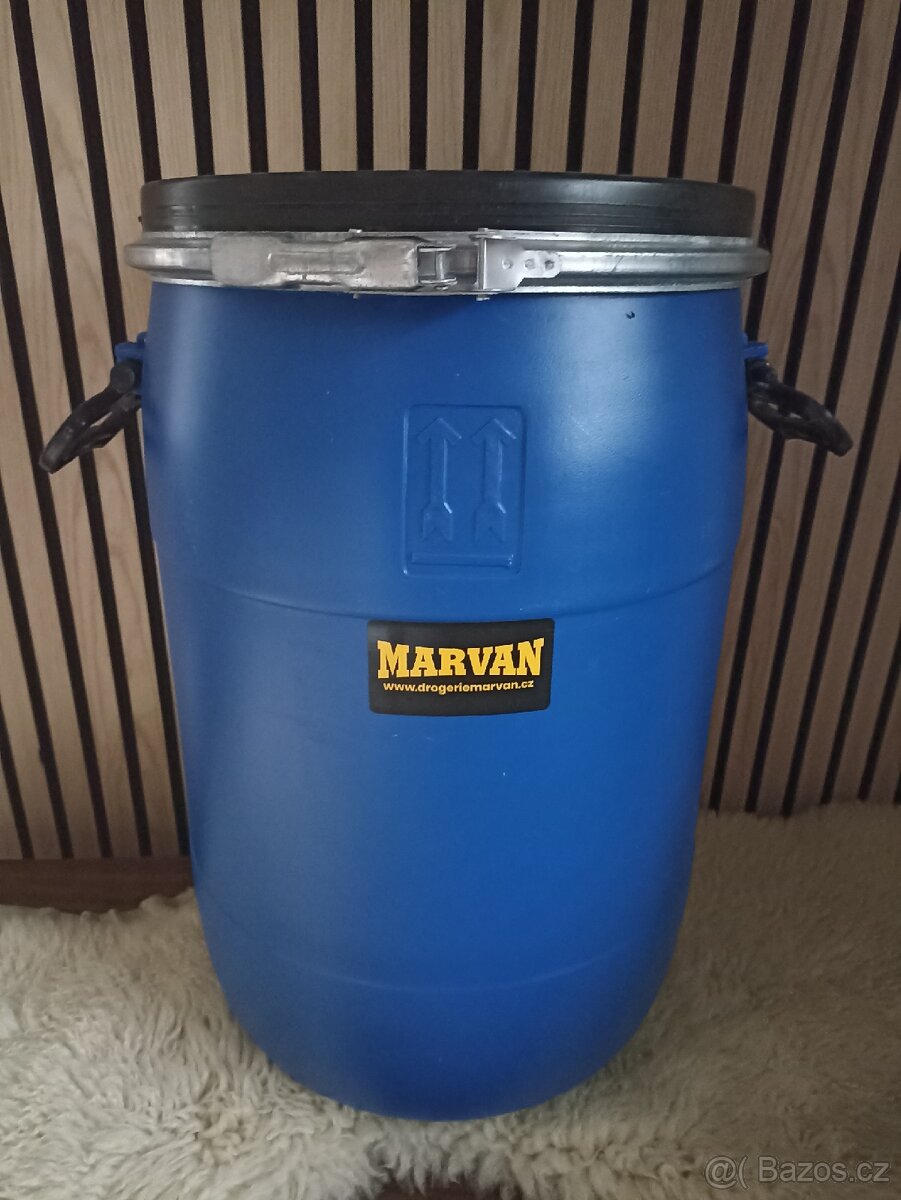 Sud plastový se sponou a uchy 60l
