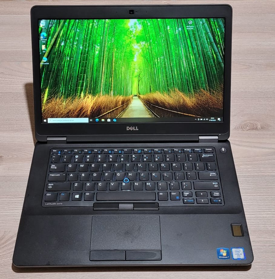 Dell, i5-6300u 2/4x 3,00GHz, 8GB DDR4, 256GB SSD, bat. 6h.