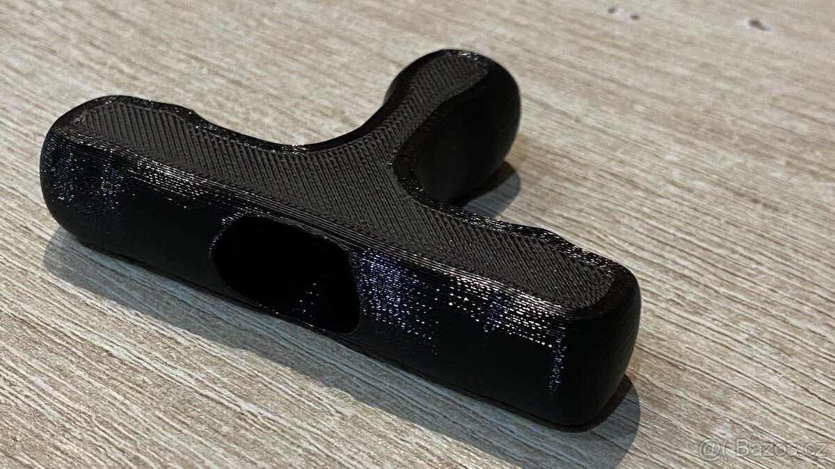 táhlo/ručka na startování