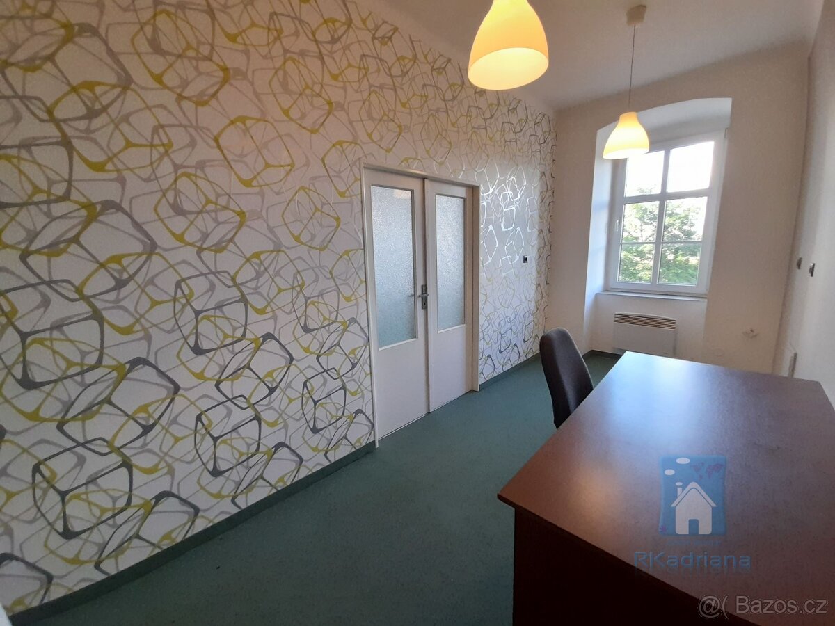 Pronájem kanceláře Plzeň, ulice Sady 5. května, 15 m2