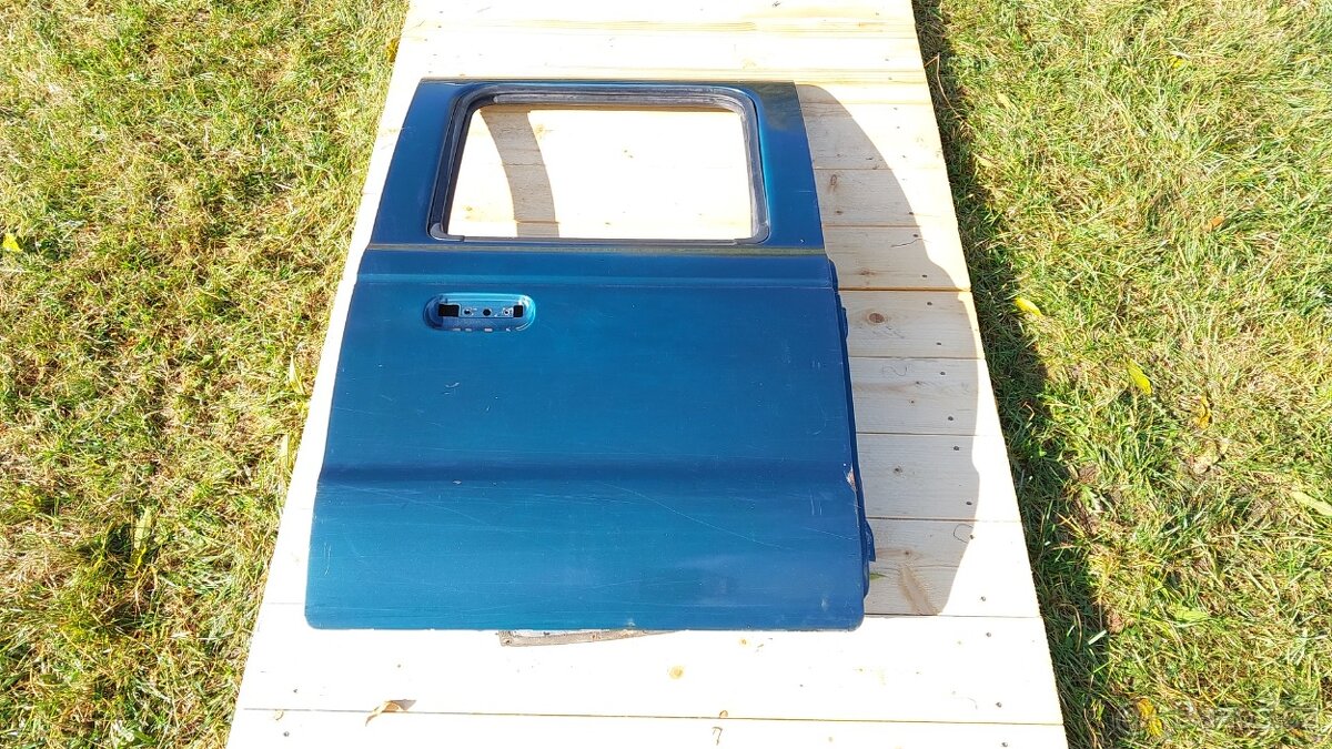 Ford Ranger: Dveře PZ zelené 1tis