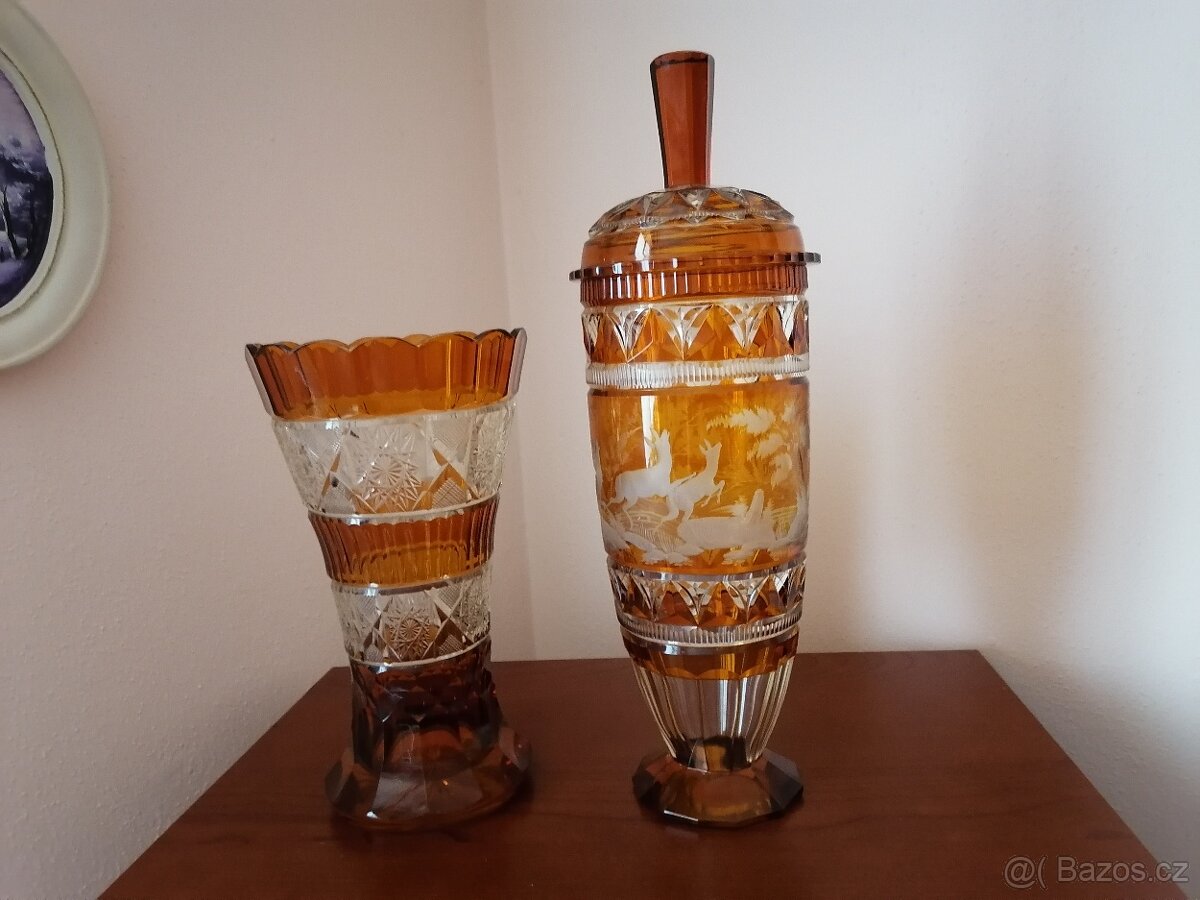 Starožitný vázy - 1.Republika