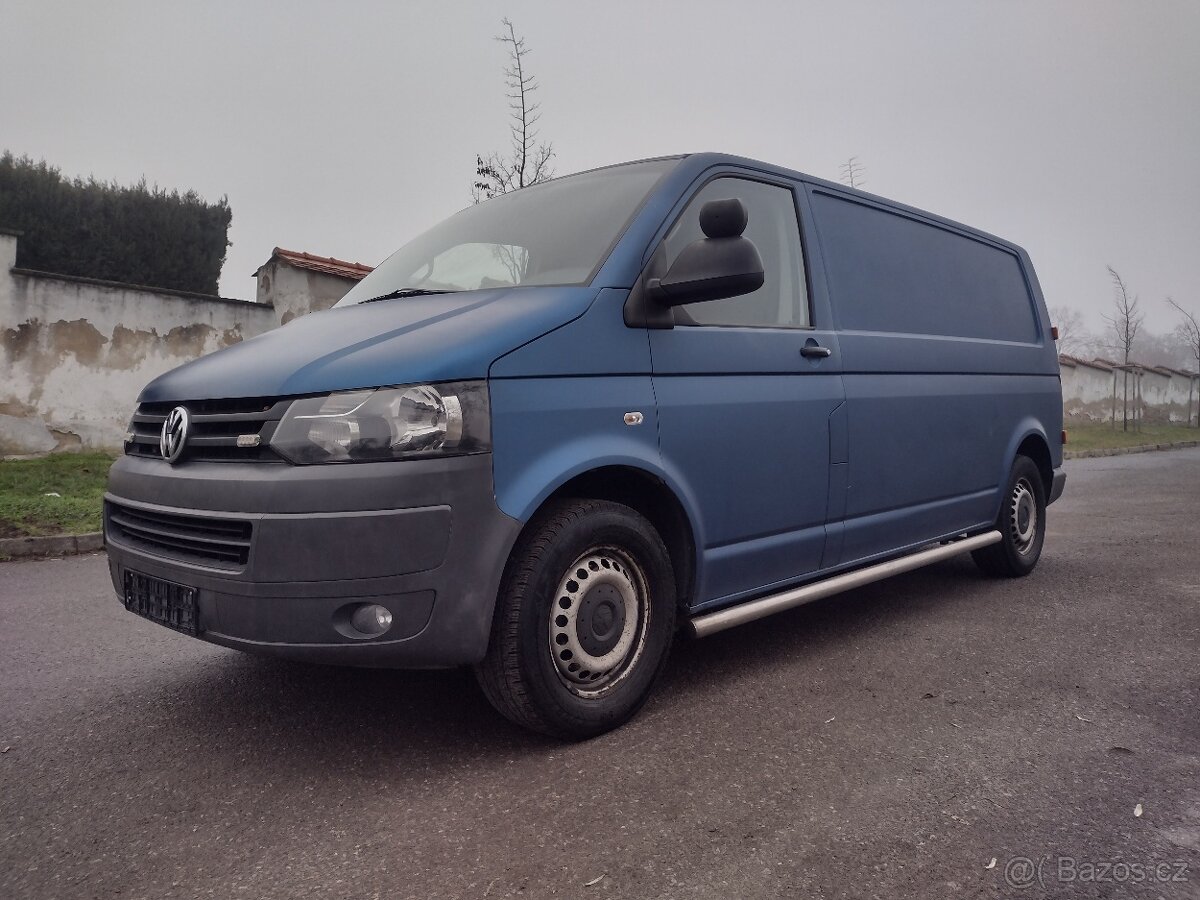 VW Transporter T5 2.0TDI