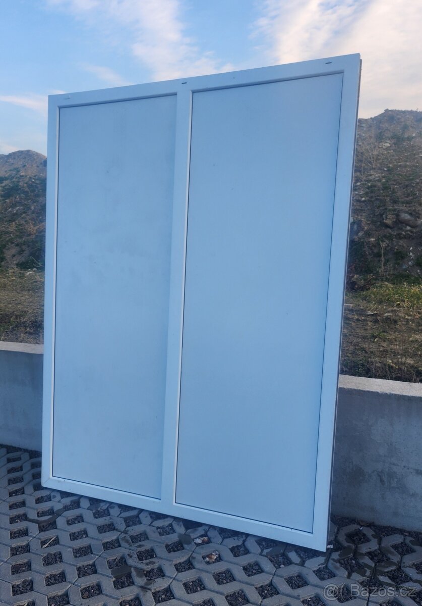 Plastové dveře + okna