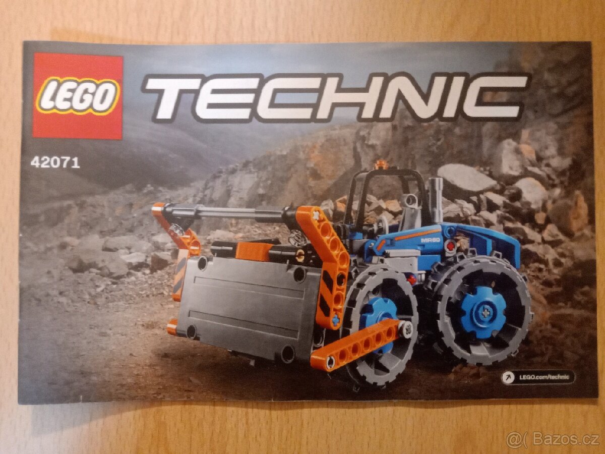 LEGO Technic 42071 - Buldozer