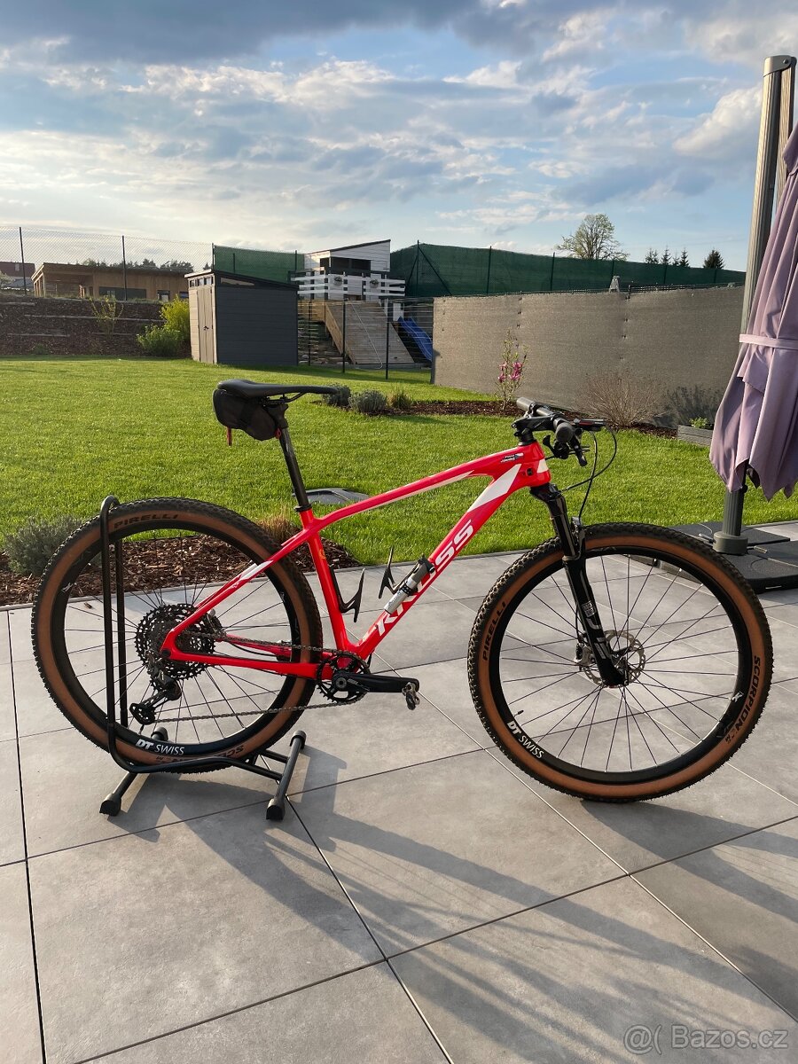 Prodám závodní MTB Kross Level Team Edition velikost M