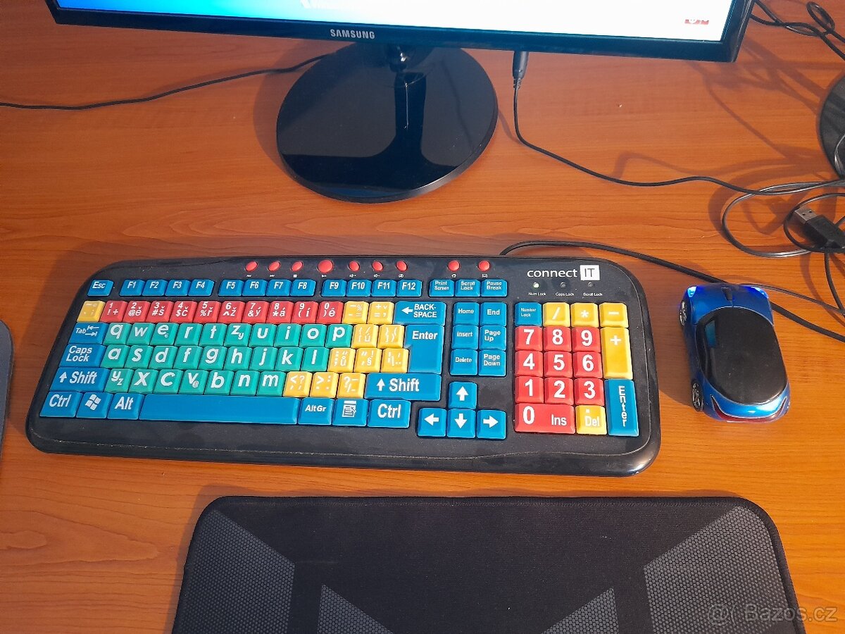 Prodám levně PC klávesnici a myš