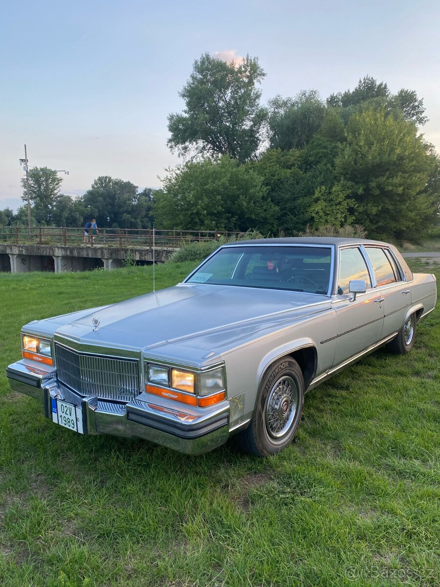 Cadillac Brougham