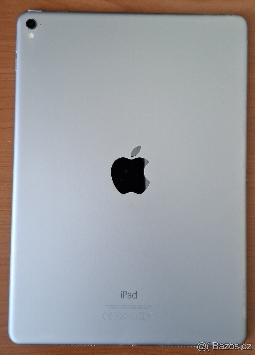 Apple iPad Pro 9.7 Wi-Fi 128GB MLMV2FD/A