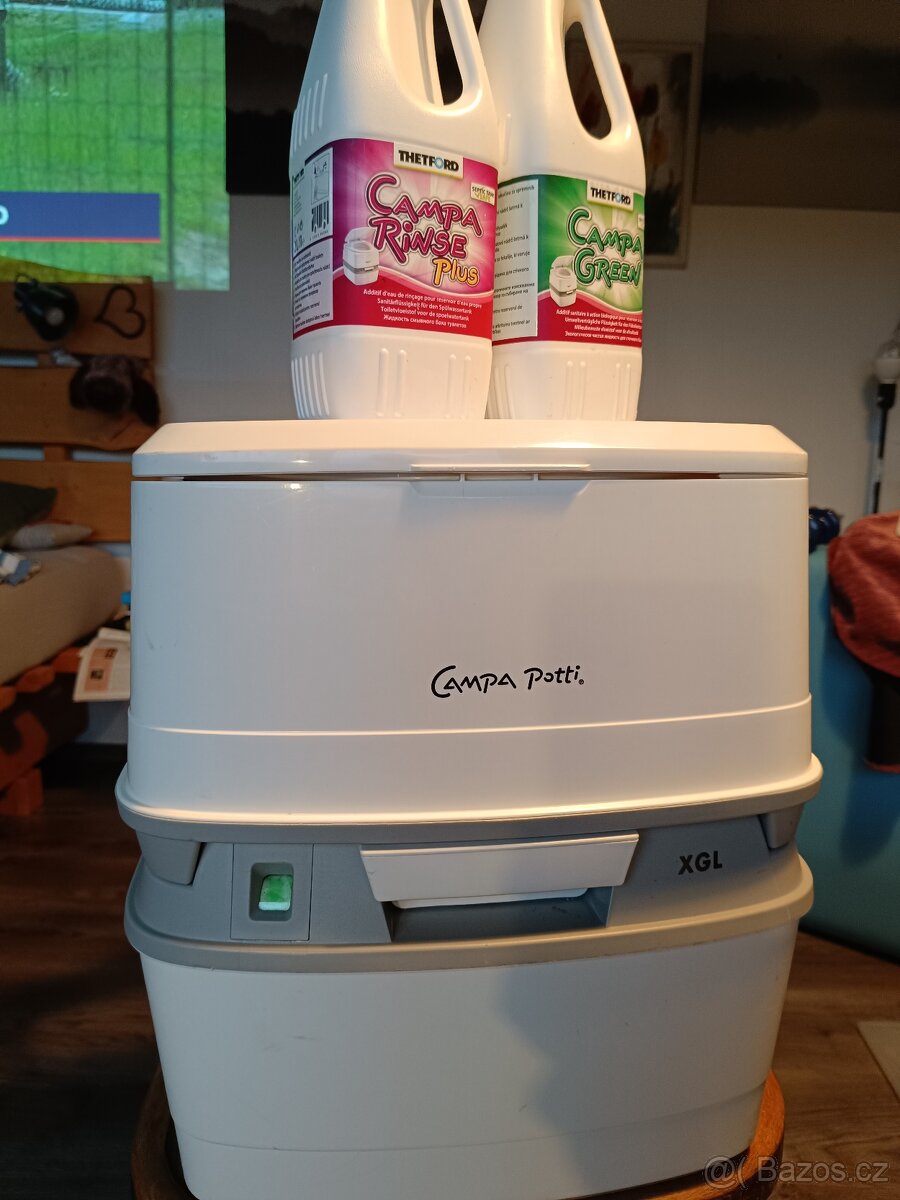 Mobilní chemické WC