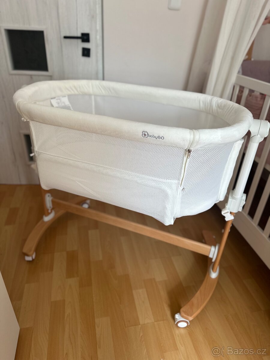 Přístavná postýlka BabyGO Amila