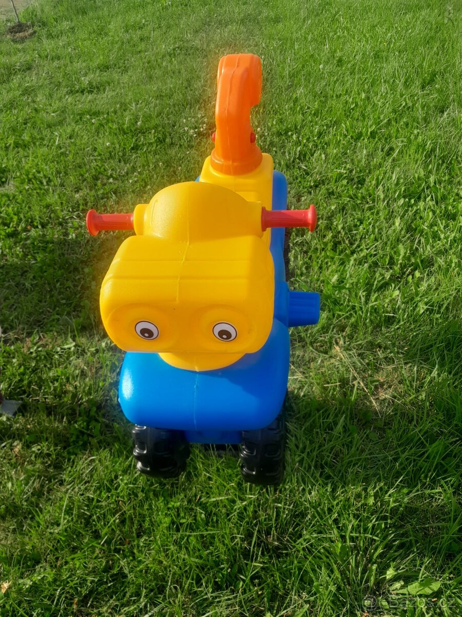 Pružinová houpačka motorka