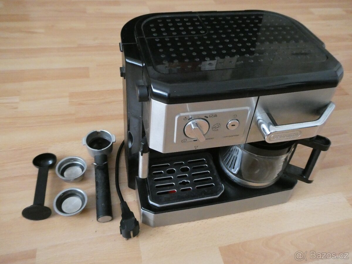 Kávovar De Longhi
