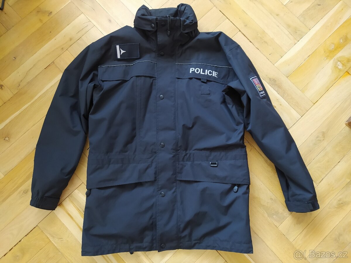 Policejní zimní bunda