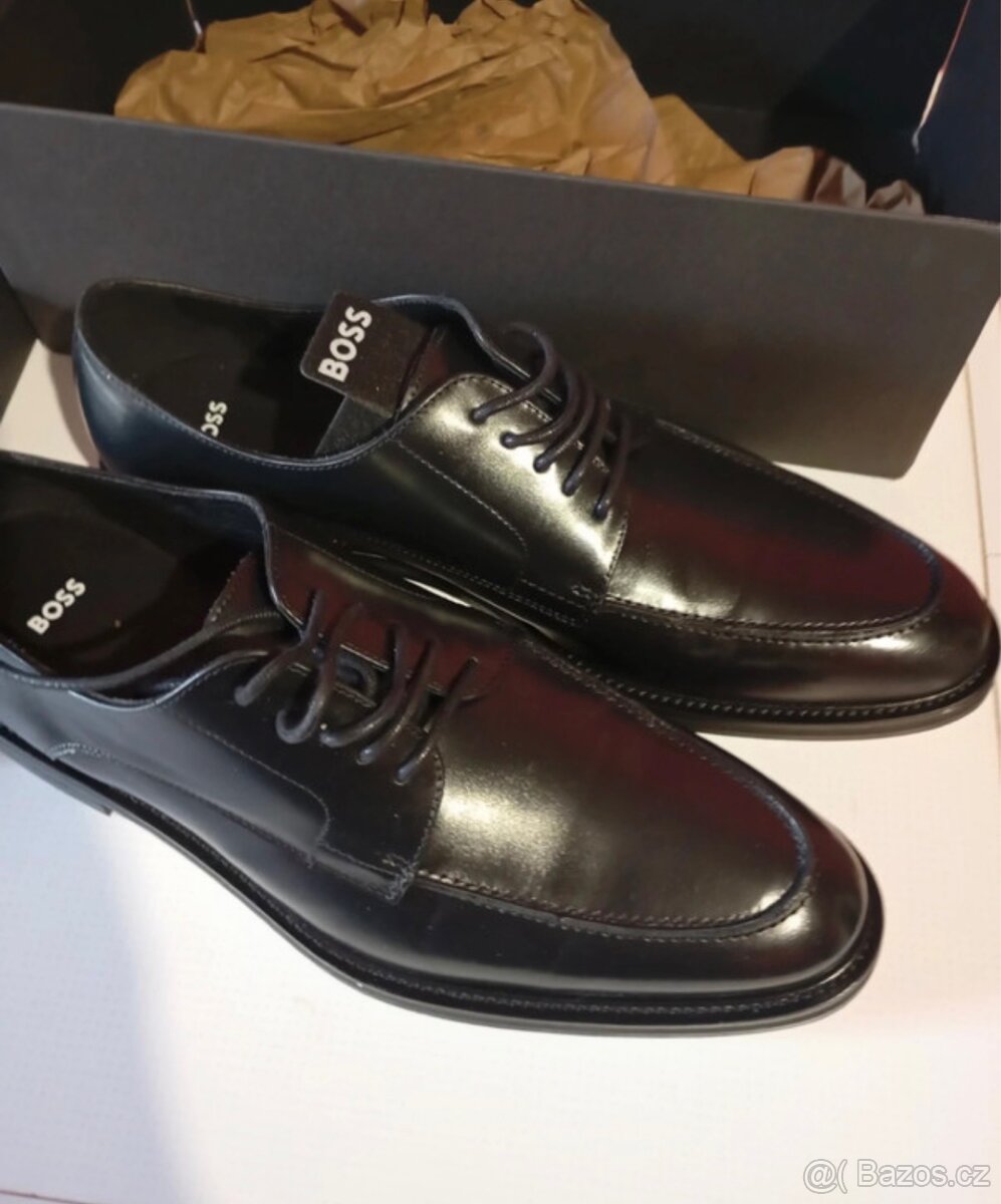 Nové společenské boty Hugo Boss 43/10