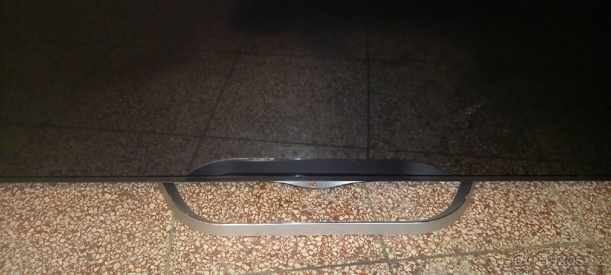 Stojan televize LG 49 UB850V ,a 55UB850v