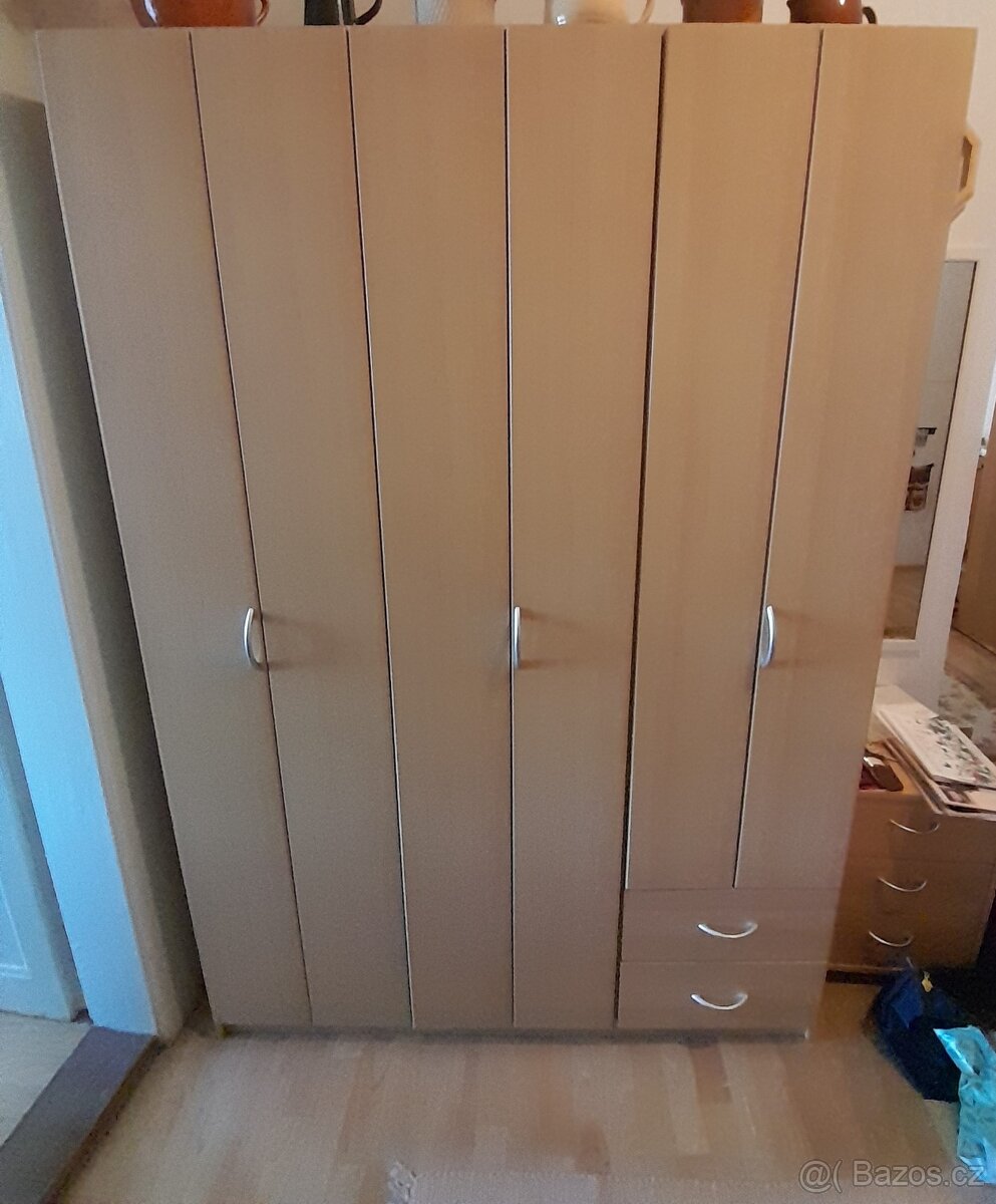 Skříň "harmonika"