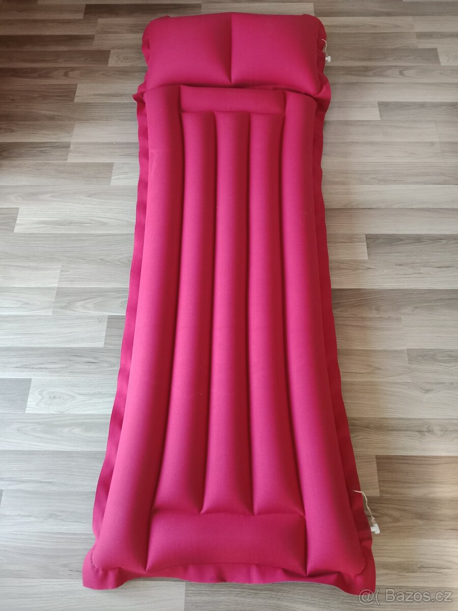 Retro nafukovací matrace