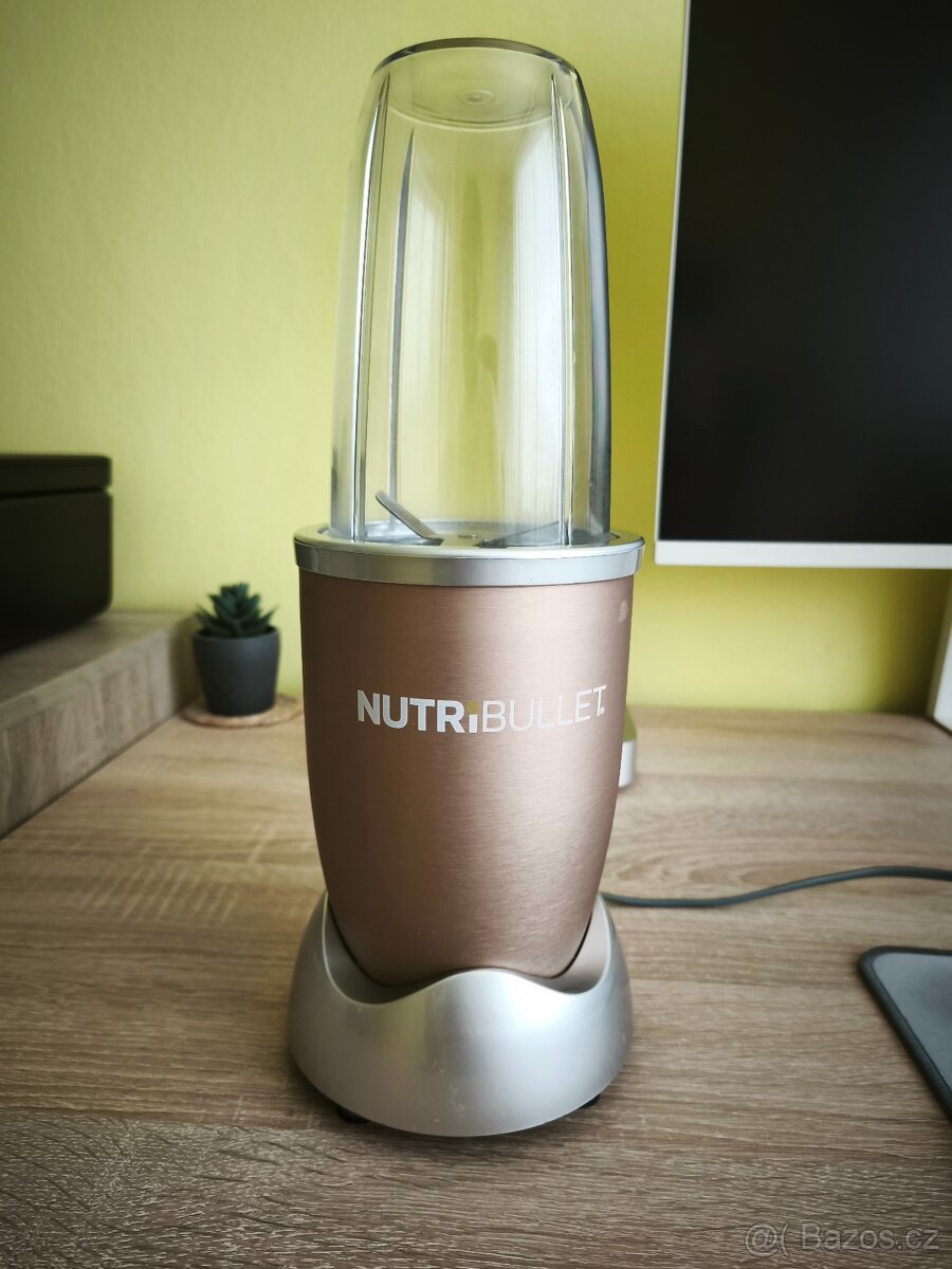 Nutribullet Pro 900 stolní mixér, zánovní