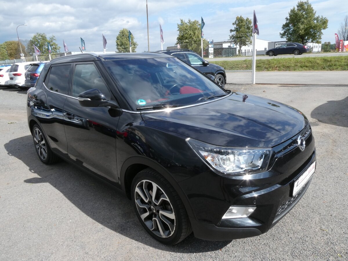 SsangYong Tivoli 1.6 E-XGi 94kW 1.maj., serviska, 2x kola