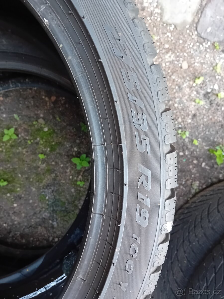 275/35 r19