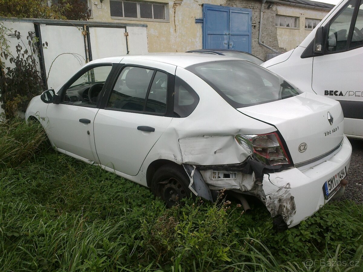 Renault Thalia 1,2 LPG havarovaný