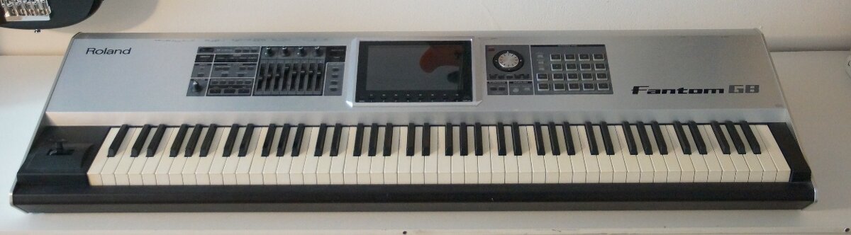 ROLAND G8 FANTOM