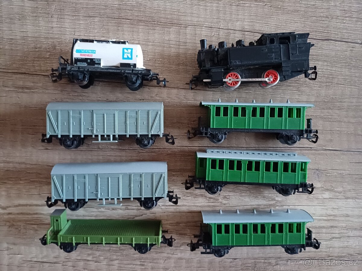 Startovní set s parní mašinkou. TT