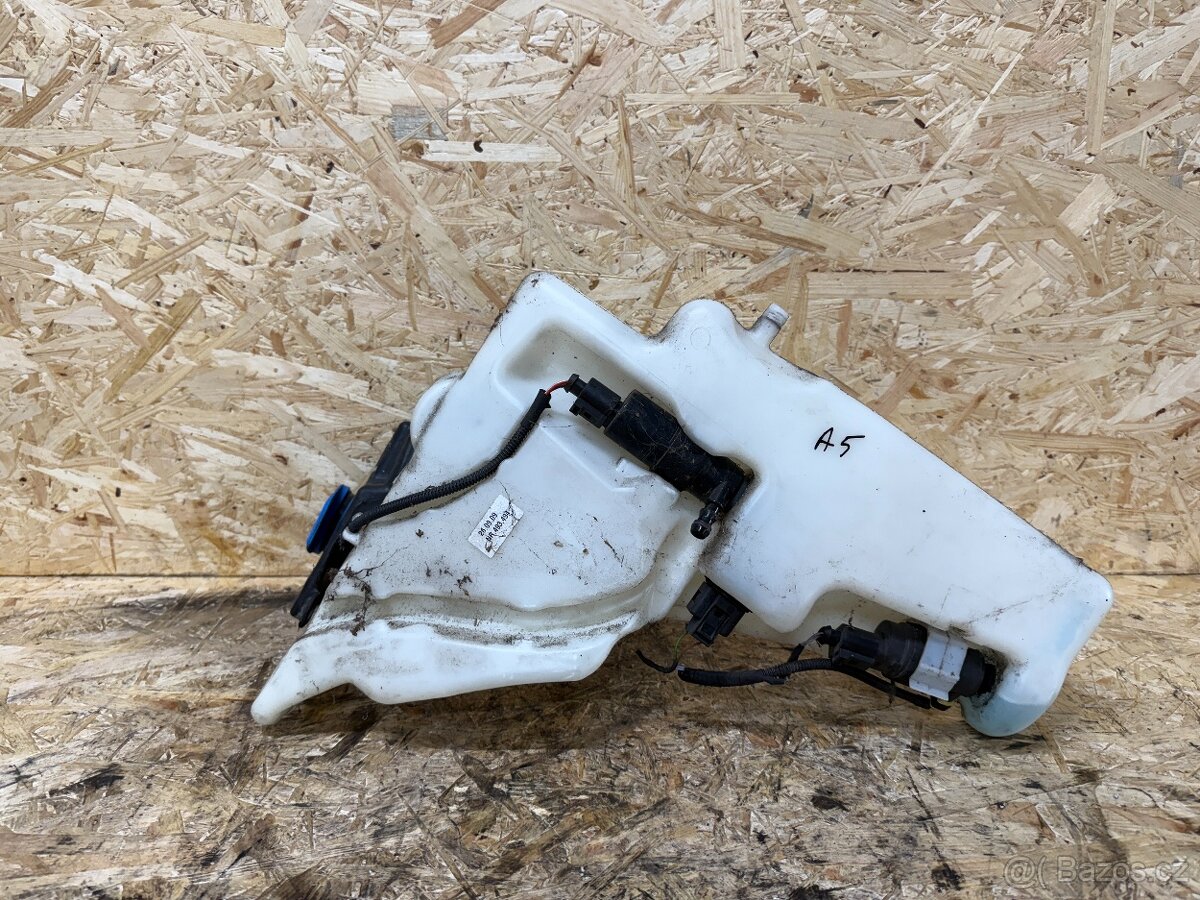 NÁDOBKA OSTŘIKOVAČŮ AUDI A5 8T 8T0955453C