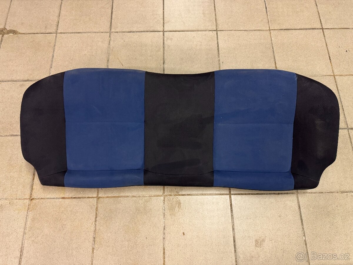 Zadní spodní díl sedadla Subaru Impreza STI 01-07
