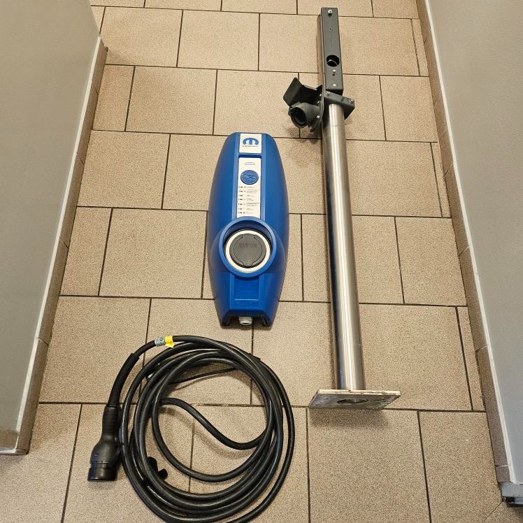 Nabíjecí stanice EV box MOPAR 22KW