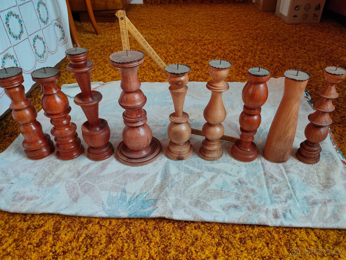 Dřevěné svícny-9ks