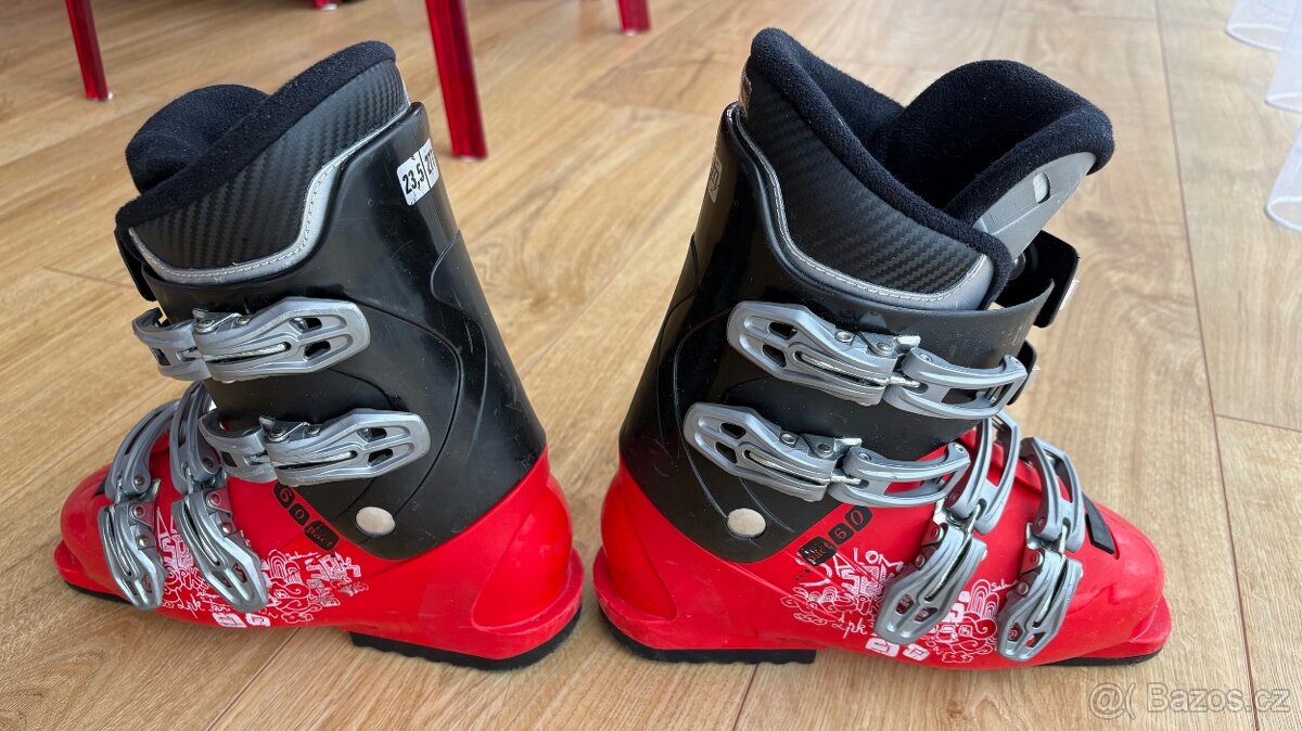 dětské přeskáče, lyžáky 23,5 / 277 / 36