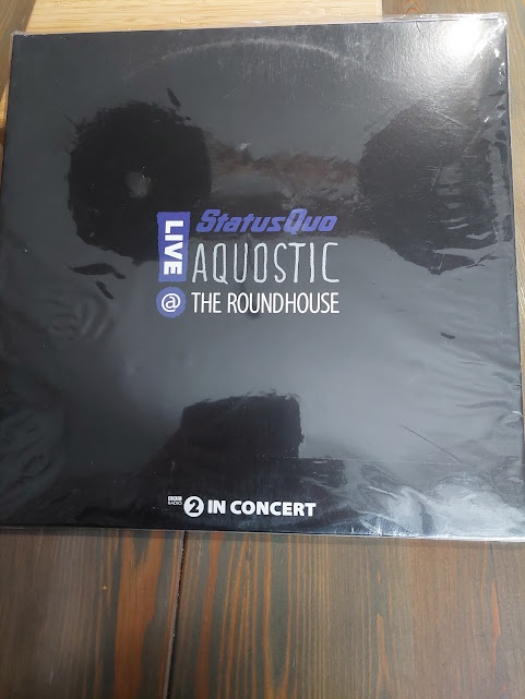 STATUS QUO- AQUOSTIC THE ROUNDHOUSE 2L