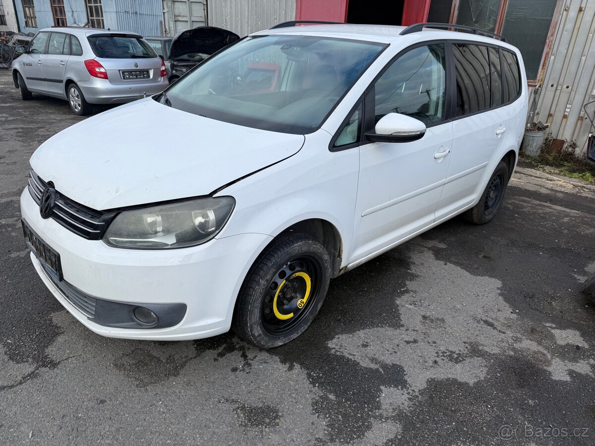 Veškeré náhradní díly VW Touran 1T3 FL 2011 CDGA KWB B4B4