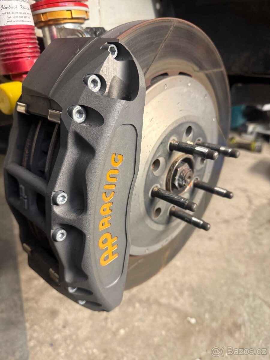 Subaru Impreza wrx sti brzdy